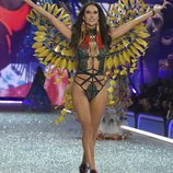 Alessandra Ambrosio en el Victoria's Secret Fashion Show 2016