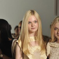 Elle y Dakota Fanning en la Mercedes Benz Fashion Week 2011