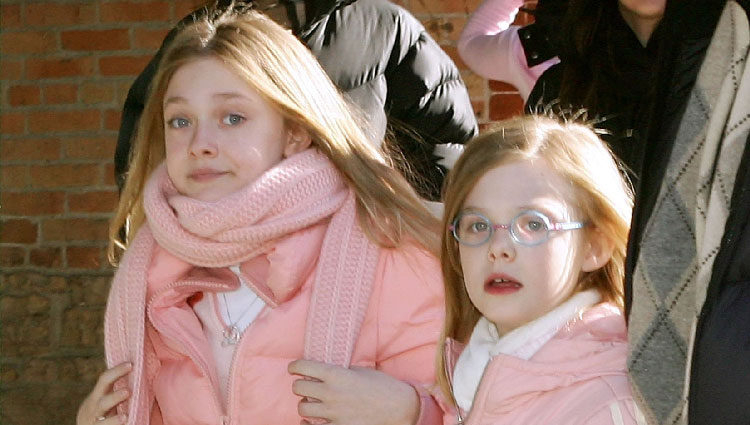 Dakota y Elle Fanning en un festival de cine en 2007