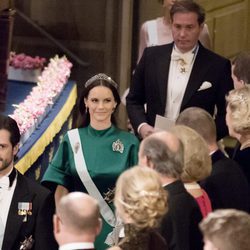 Carlos Felipe de Suecia y Sofia Hellqvist en los Premios Nobel 2016