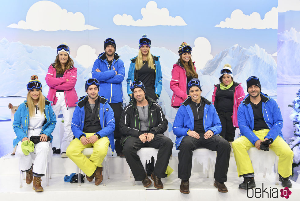 Los concursantes de la 'Sálvame Snow Week' posan al completo