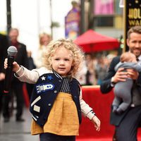 James Reynolds en la ceremonia de entrega de la estrella del Paseo de la Fama a su padre