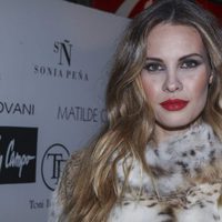 Jessica Bueno en el desfile de Navidad del diseñador Tony Fernández