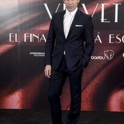 Miguel Ángel Silvestre en la fiesta por el final de 'Velvet'