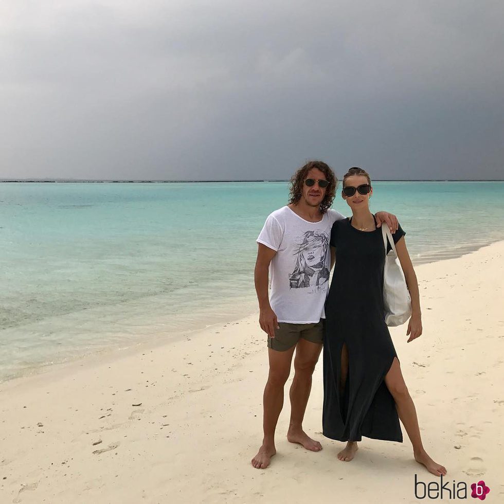 Carles Puyol  y Vanesa Lorenzo pasando la Navidad 2016 en Las Maldivas