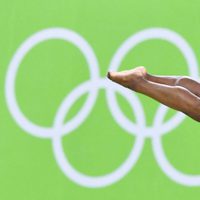 Simon Biles durante su ejercicio en la final femenina de gimnasia de Río 2016