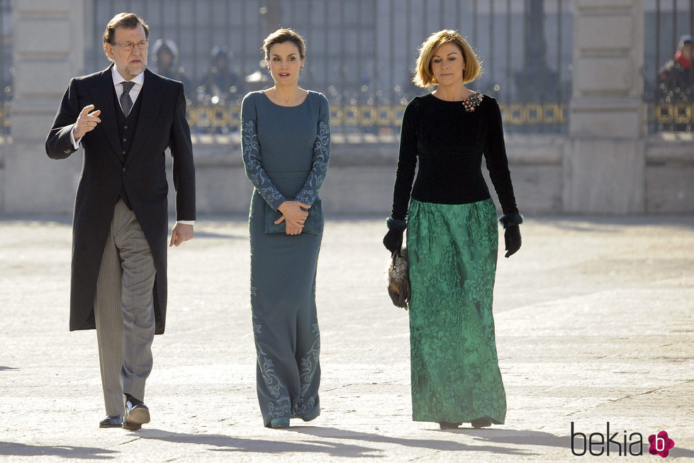 La Reina Letizia con Mariano Rajoy y María Dolores de Cospedal en la Pascua Militar 2017