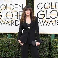 Kathryn Hahn en la alfombra roja de los Globos de Oro 2017