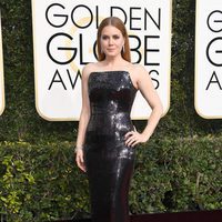 Amy Adams en la alfombra roja de los Globos de Oro 2017