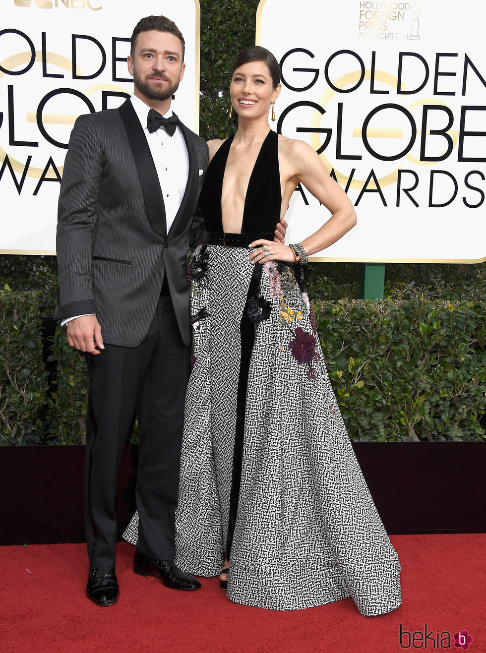 Justin Timberlake y Jessica Biel en la alfombra roja de los Globos de Oro 2017