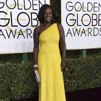 Viola Davis en la alfombra roja de los Globos de Oro 2017