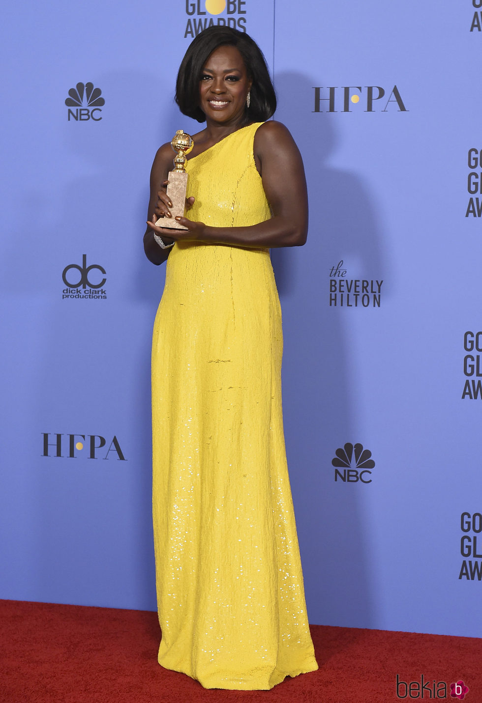 Viola Davis con su Globo de Oro 2017