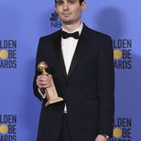 Damien Chazelle con su Globo de Oro 2017