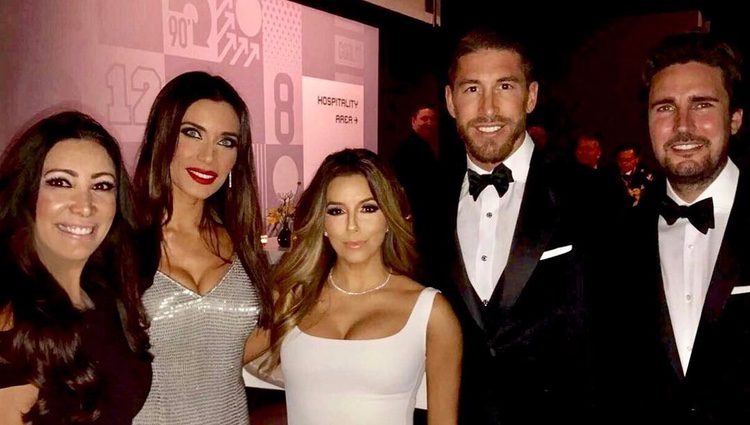 Eva Longoria con Sergio Ramos, Pilar Rubio y otras caras conocidas en The Best FIFA Awards 2016