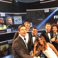 Eva Longoria con Sergio Ramos, Cristiano Ronaldo, Griezmann y otros ganadores en la gala de The Best FIFA Awards