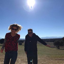 El Cholo Simeone y Carla Pereyra celebrando su aniversario con una cita campestre