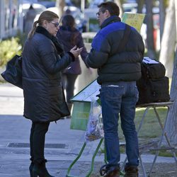 Terelu Campos comprando cupones de la ONCE