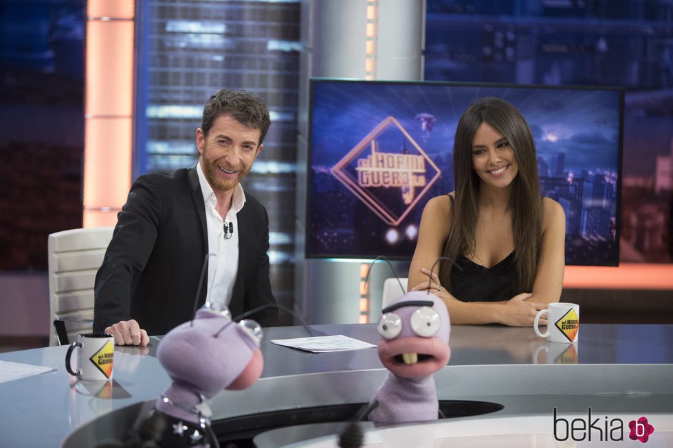 Cristina Pedroche con Pablo Motos en 'El Hormiguero'