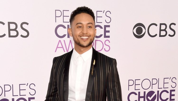 Tahj Mowry en la alfombra roja de los People's Choice Awards 2017