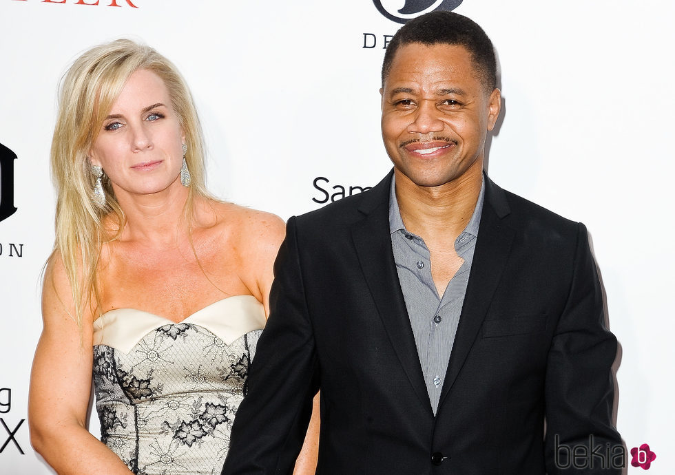 Cuba Gooding junto a su mujer Sara Kapfer en el estreno de 'The Butler'