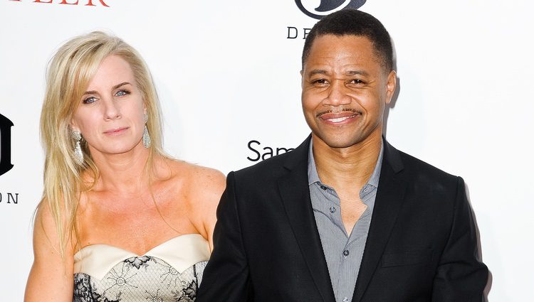 Cuba Gooding junto a su mujer Sara Kapfer en el estreno de 'The Butler'