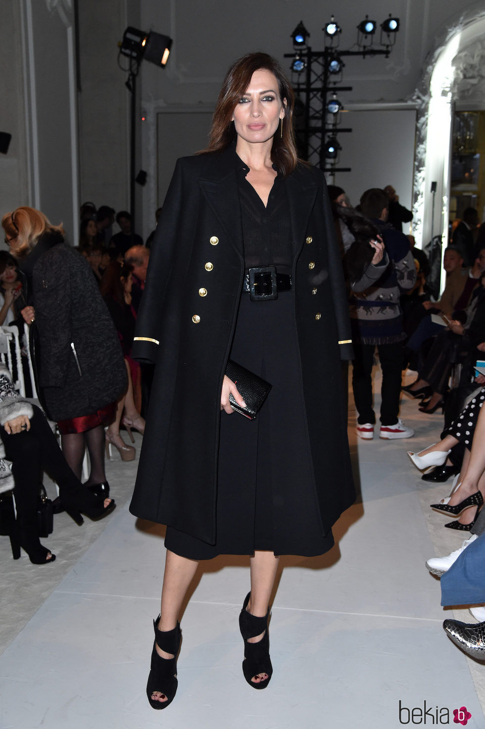 Nieves Álvarez en el desfile de Giambattista Valli primavera/verano 2017 en la Semana de la Alta Costura de París