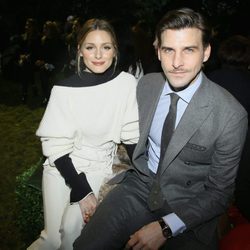 Johannes Huebl y Olivia Palermo en el front row de Dior primavera/verano 2017 en la Semana de la Alta Costura de París