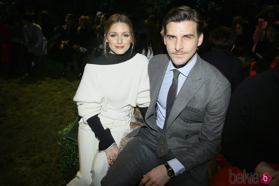 Johannes Huebl y Olivia Palermo en el front row de Dior primavera/verano 2017 en la Semana de la Alta Costura de París