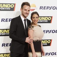 Ivan Rakitic y su pareja Raquel Mauri en la Gala Mundo Deportivo 2017