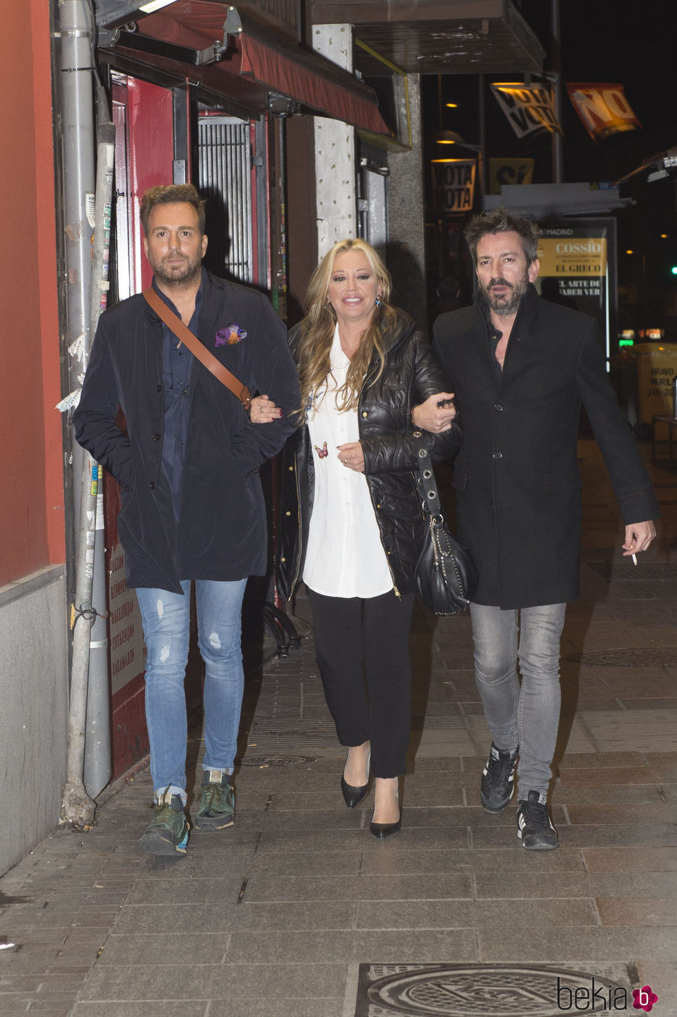 Raúl Prieto, Belén Esteban y David Valldeperas en el cumpleaños de Kike Calleja