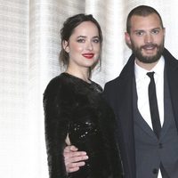 Jamie Dornan y Dakota Johnson promocionando 'Cincuenta Sombras Más Oscuras' en Hamburgo