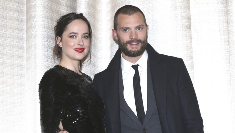 Jamie Dornan y Dakota Johnson promocionando 'Cincuenta Sombras Más Oscuras' en Hamburgo