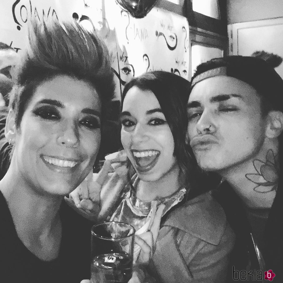 Leklein, Paula Rojo y Mario Jefferson, de fiesta tras 'Objetivo Eurovisión'