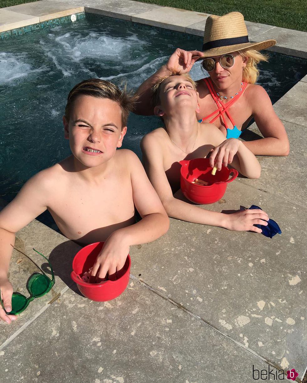 Britney Spears junto a sus hijos Sean y Jayden