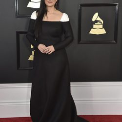 Laura Pausini en la alfombra roja de los Premios Grammy 2017