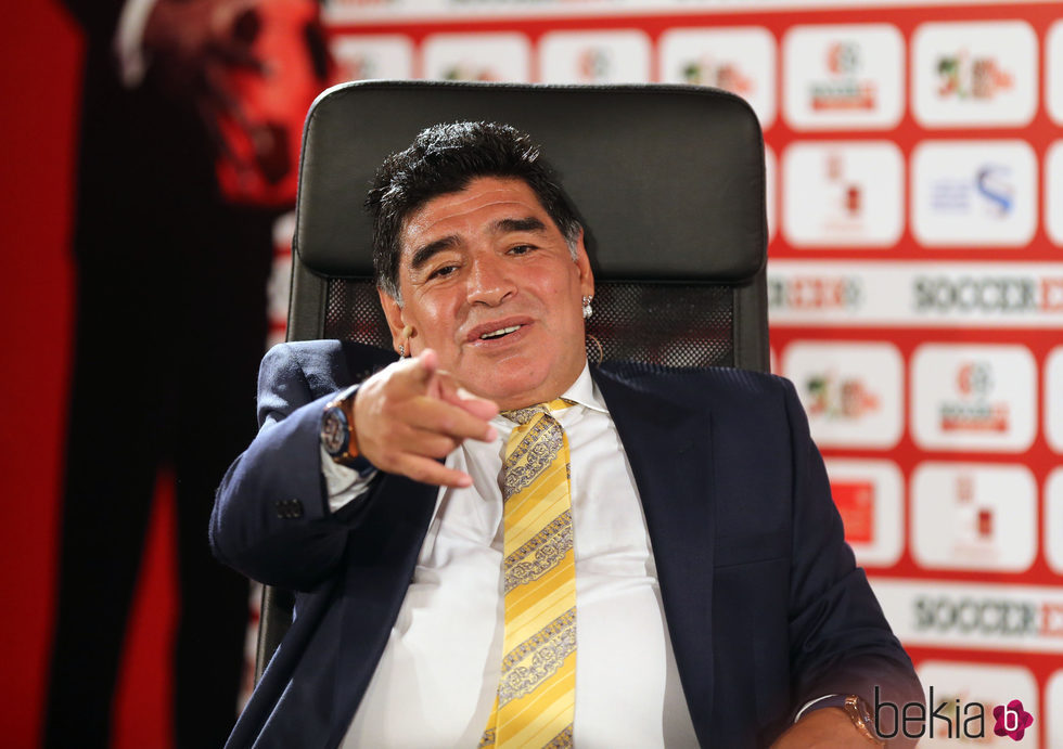 Maradona en el estadio de fútbol de los Soccerex