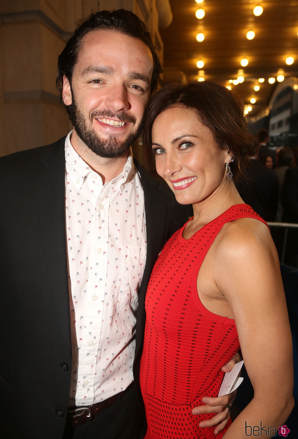 Laura Benanti y Patrick Brown en la apertura de 'Fully Committed'