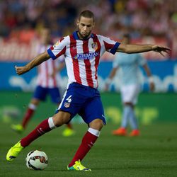 Mario Suárez en un partido de Liga del Atlético de Madrid contra el Eibar