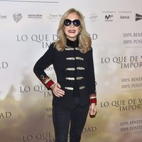 Carmen Lomana en la Premiere de 'Lo que de verdad importa'