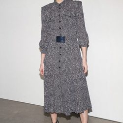 Amanda Peet en el desfile de Michael Kors en Nueva York Fashion Week otoño/invierno 2017/2018