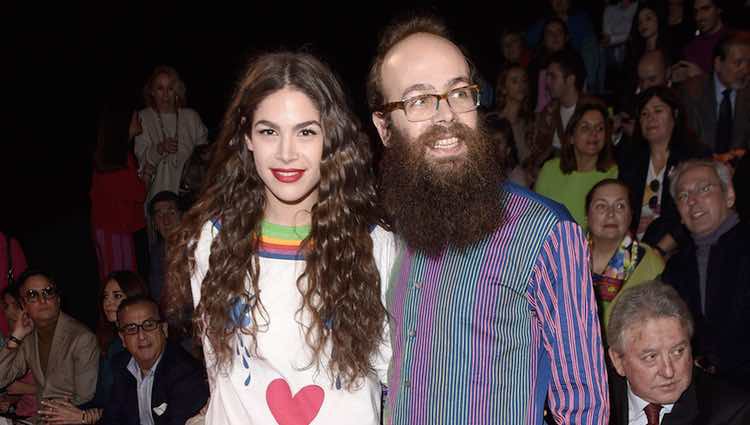 Cósima y Tristán Ramírez en el front row del desfile de Ágatha Ruiz de la Prada en Madrid Fashion Week otoño/invierno 2017/2018