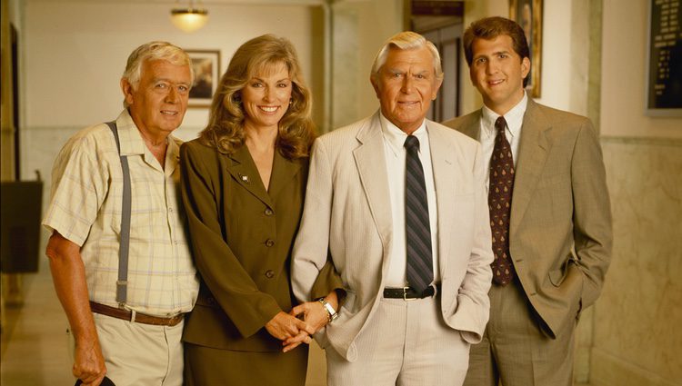 Warren Frost, Brynn Thayer, Andy Griffith y Daniel Roebuck en 'Matlock'