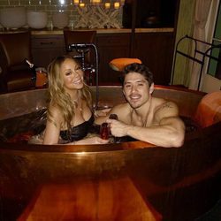 Mariah Carey y su novio Bryan Tanaka celebrando San Valentín