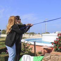 Rocío y David Flores descubren la estatua de Rocío Jurado en el homenaje