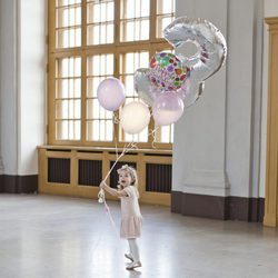 Leonor de Suecia celebra su tercer cumpleaños entre globos