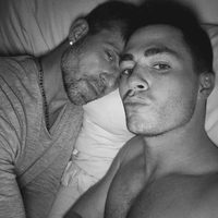 Colton Haynes junto a su pareja el diseñador Jeff Leatham