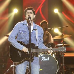 David Guapo imitando a Duncan Dhu en la primera semifinal de 'Tu cara me suena 5'