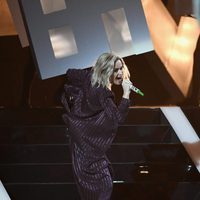 Katy Perry en el escenario de los Brit Awards 2017