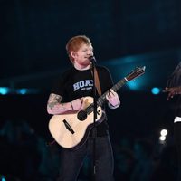 Ed Sheeran junto al rapero Stormzy en los Premios Brit 2017