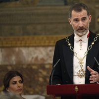 El Rey Felipe dando un discurso en la cena de gala en honor al presidente de Argentina Mauricio Macri